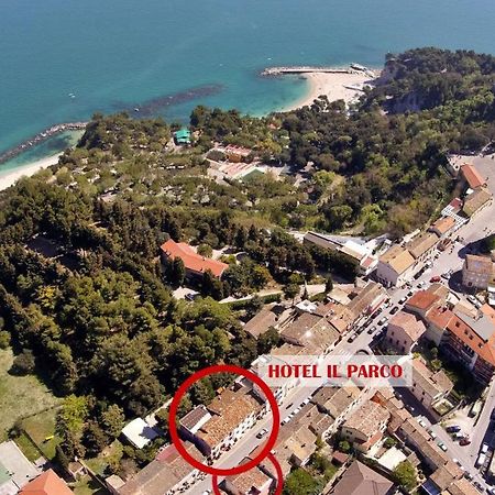 Hotel Il Parco Sirolo Esterno foto