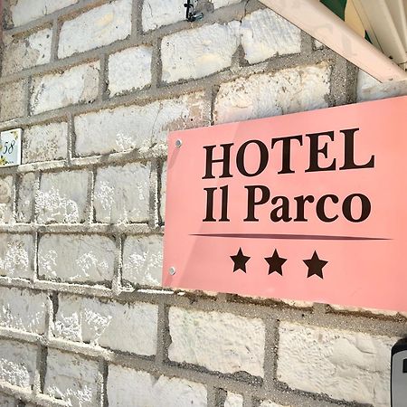 Hotel Il Parco Sirolo Esterno foto