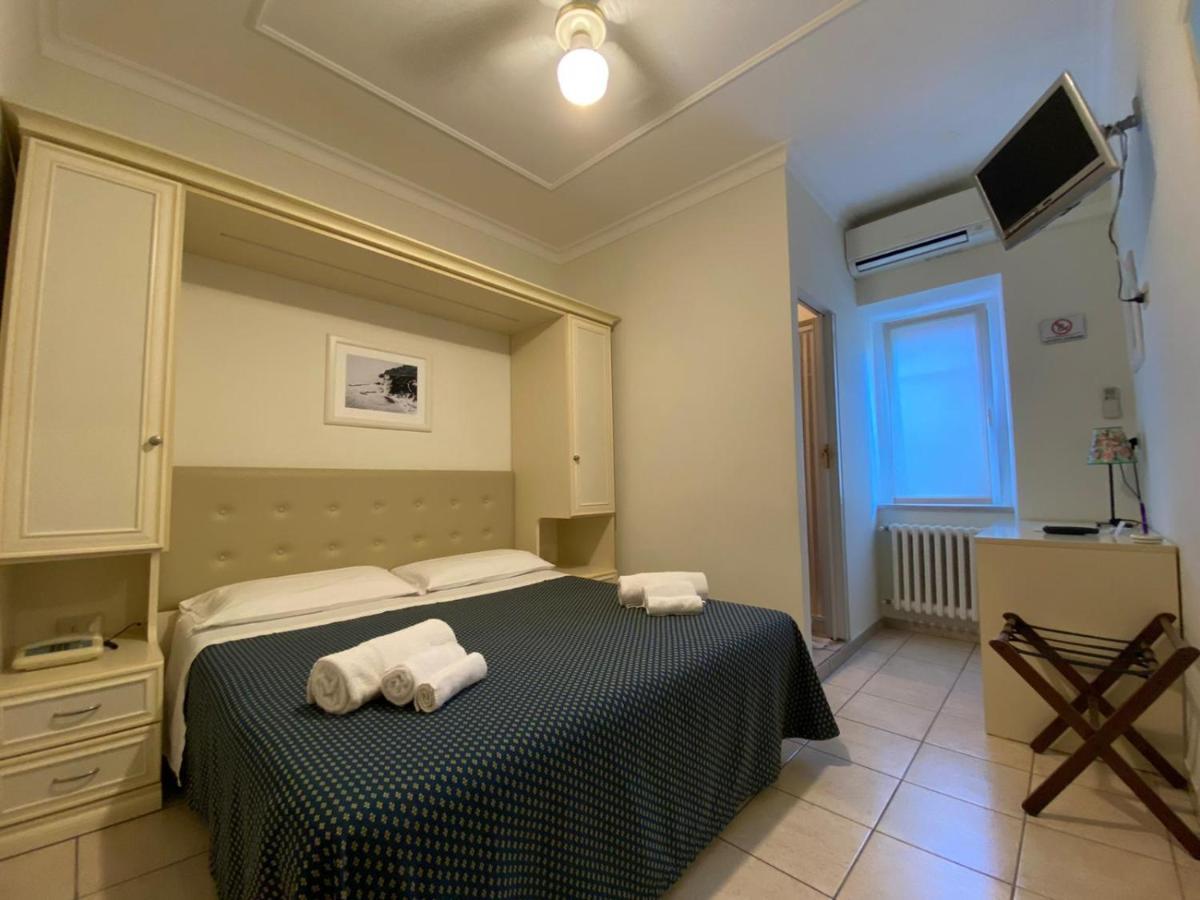 Hotel Il Parco Sirolo Esterno foto